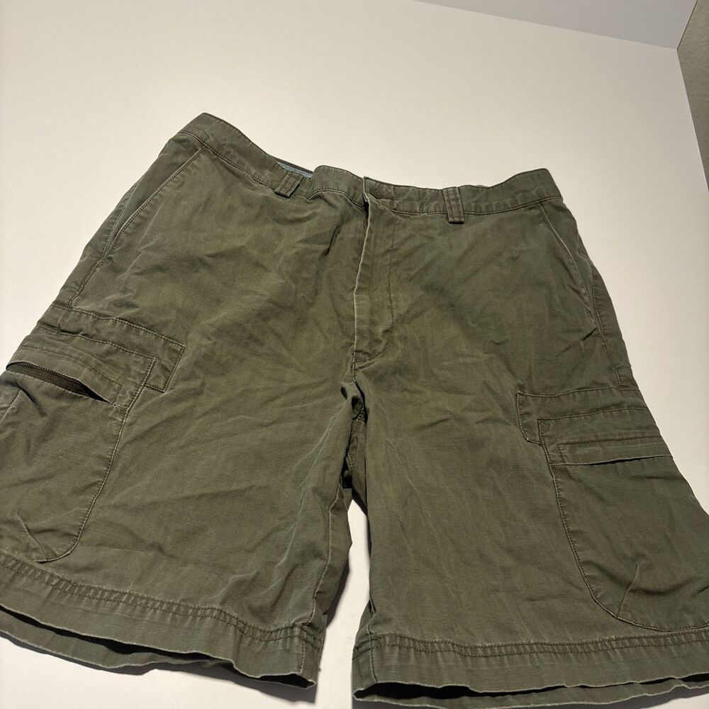 TOMMY HILFIGER CARGO SHORTS Men`s Size W34 Regular Fit Khaki - Good Condition
